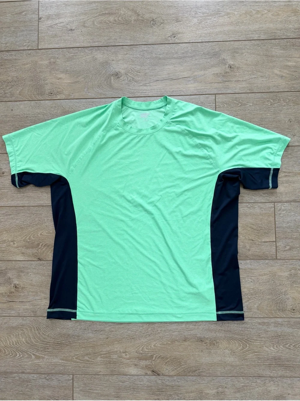 Lands End Men's SunShade UPF 50 Short Sleeve Swim Tee Rash Guard Green XL